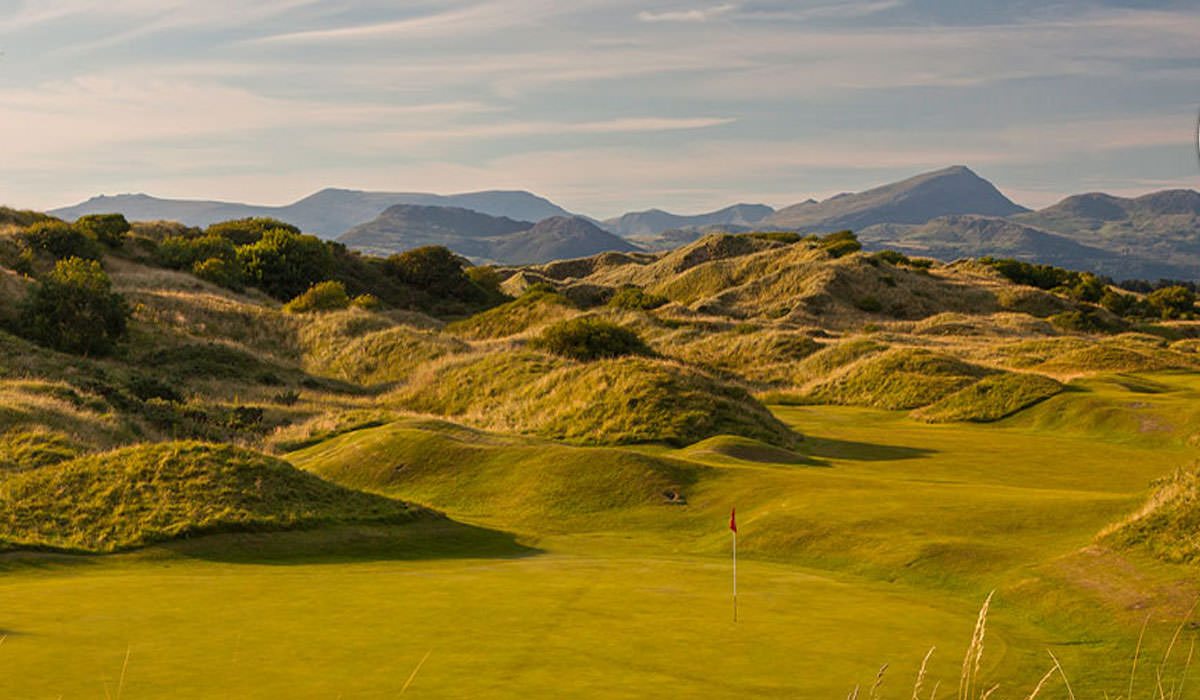 North Wales - Coastal golf with a view and a rich history