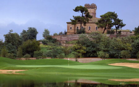 GUIDONIA MONTECELIO (near Rome), ITALY, MAY 20, 1992 - Marco Simone Golf & Country Club. A detail of the course and Marco Simone castle. (Photo by Edoardo Fornaciari/Getty Images).
NOTE: The Ryder Cup will be played on the Marco Simone Golf Club course in 2023