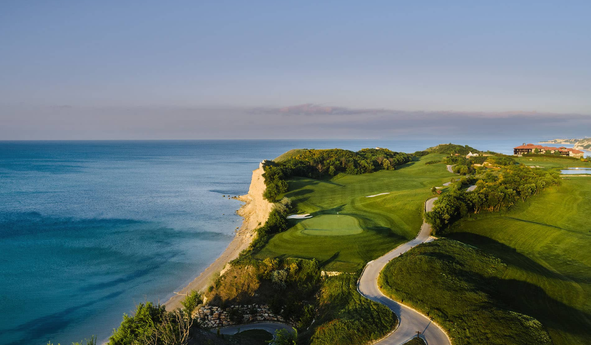 Thracian Cliffs