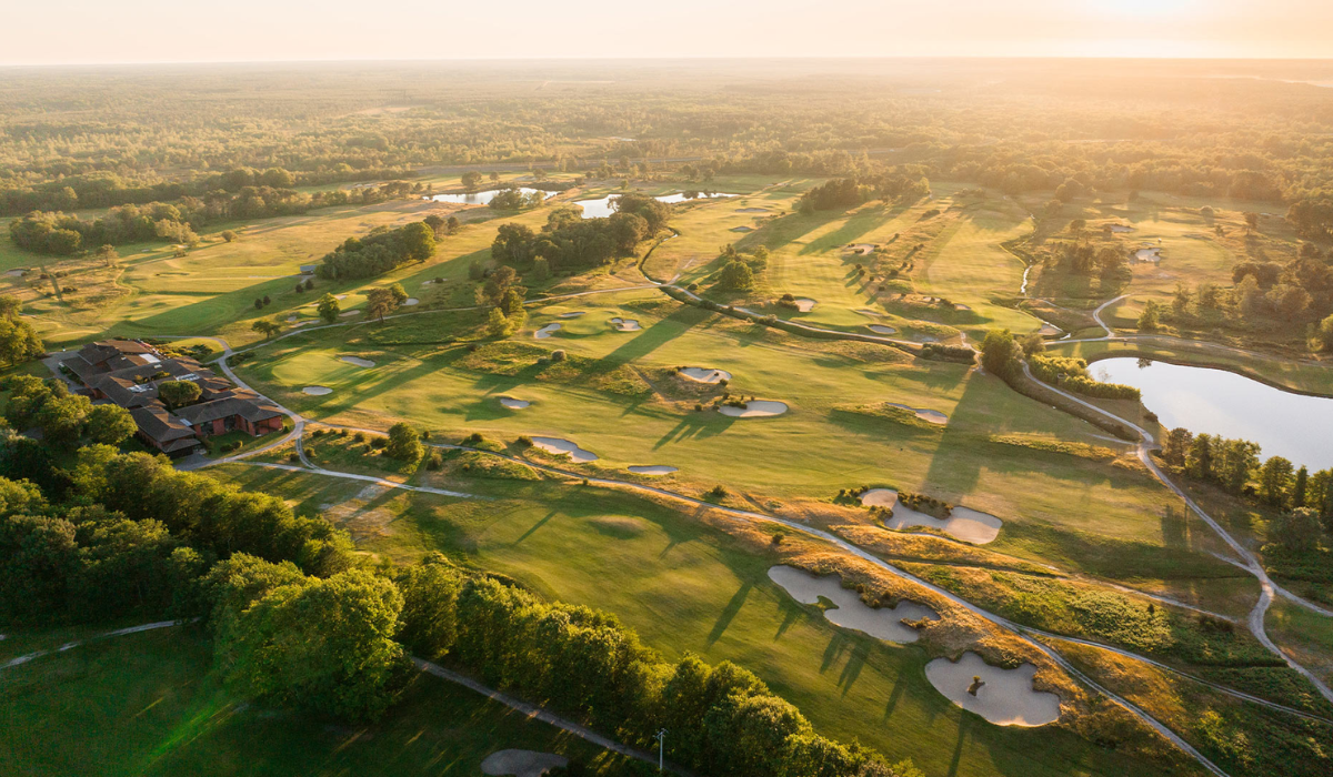 Cabot Bordeaux - the Chateaux Golf Course