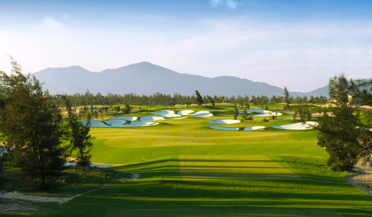 Montgomerie Links Vietnam Course