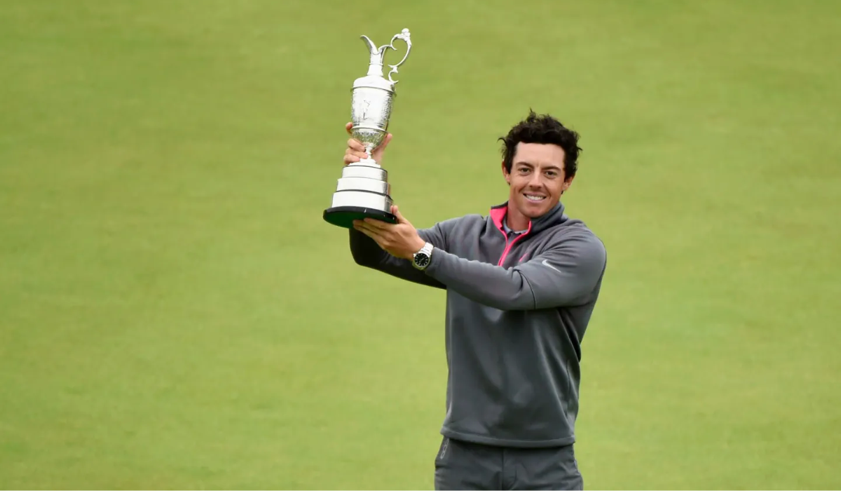 McIlroy Claret with Jug at the 2014 Open Championship