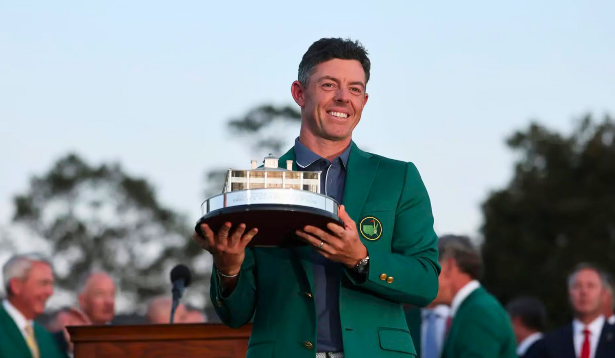 McIlroy with 2025 Masters Trophy