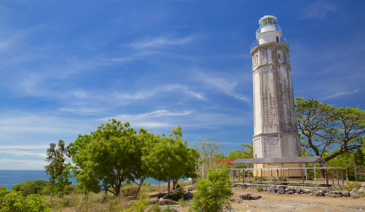 Bagacay Point Lighthouse