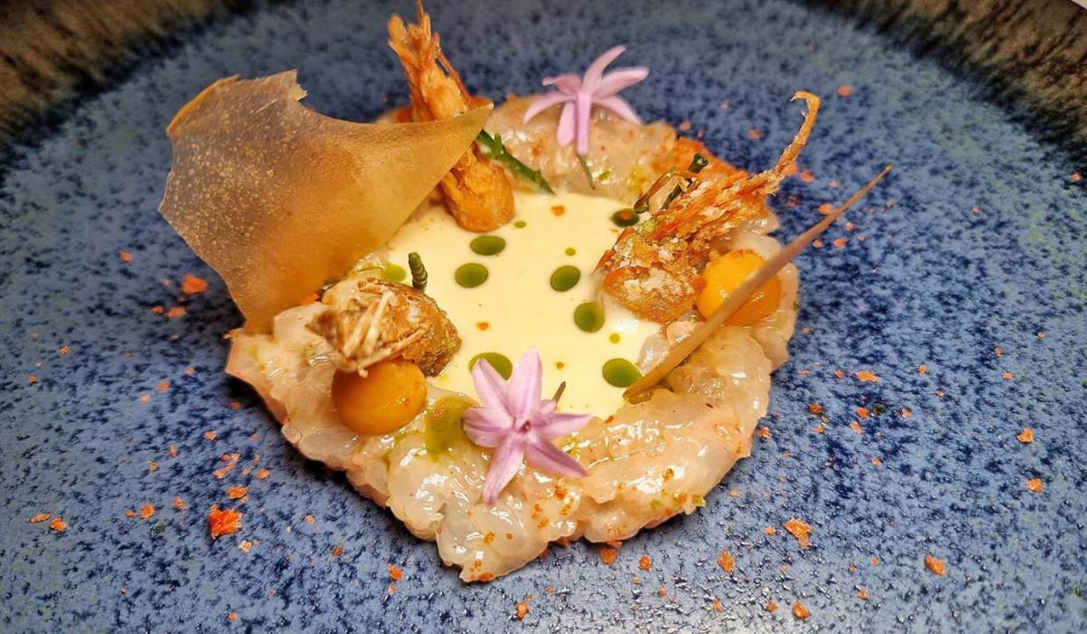 White prawn tartare with crispy prawn heads
