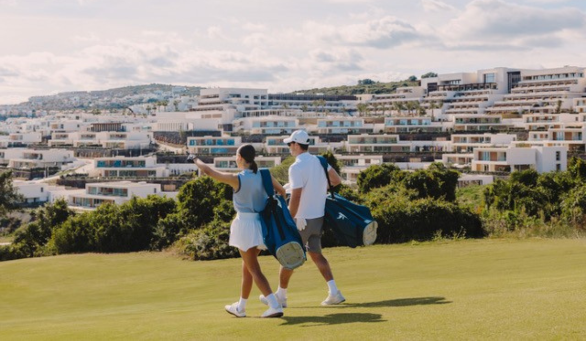 Golfers at Fairmont La Hacienda
