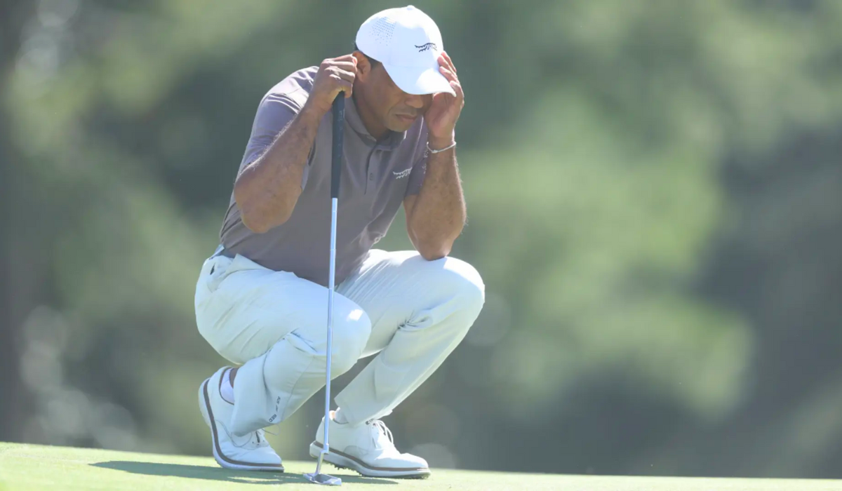 Tiger Woods Playing Golf in Wind