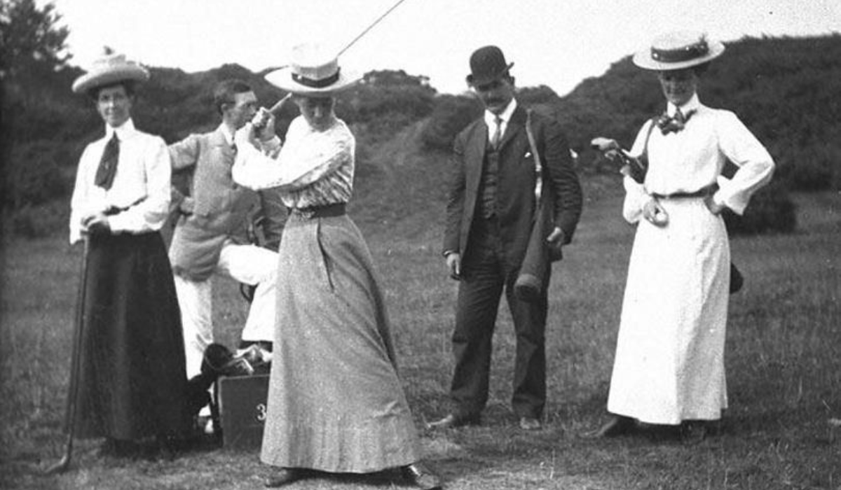 Women's Golf Fashion in 1900s