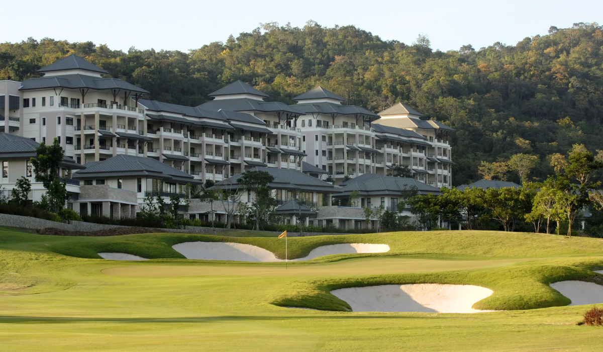 Black Mountain's Clubhouse