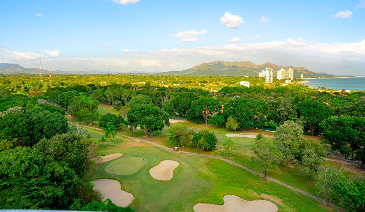 Coronado Golf Club