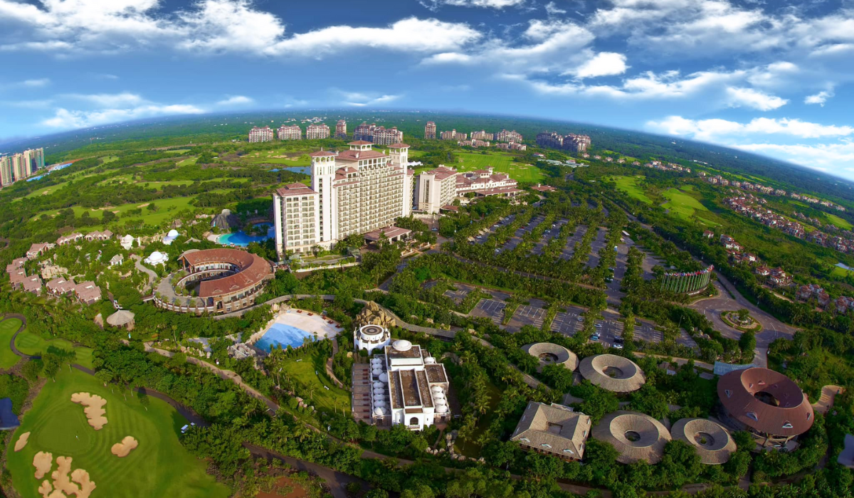 Mission Hills Complex