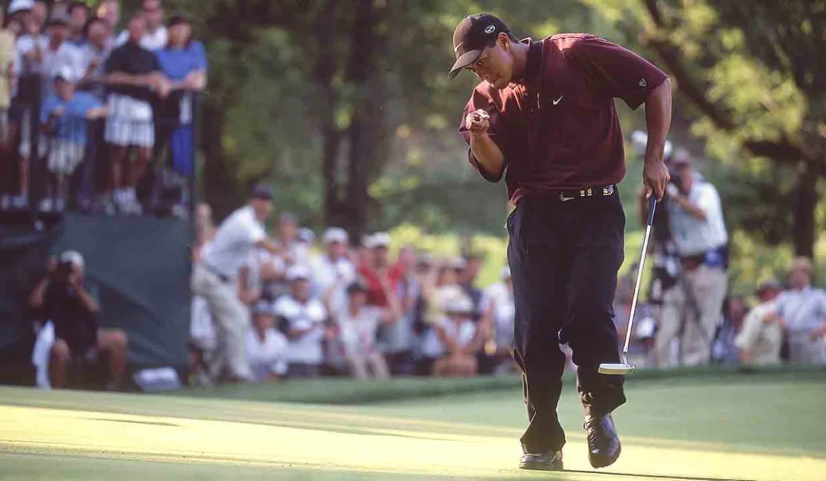 Tiger Woods’ Greatest Shots: Moments That Defined a Legend Tiger Woods at 2000 PGA Championship playoff at Valhalla