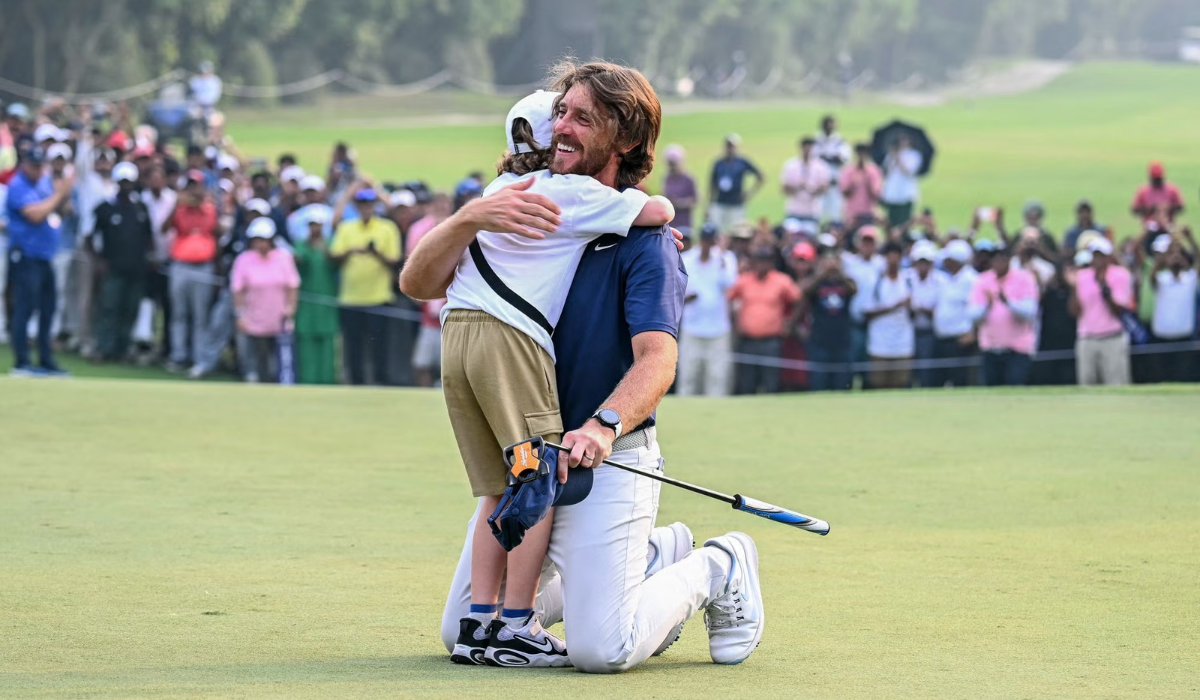 Tommy Fleetwood at DP World India with his Son