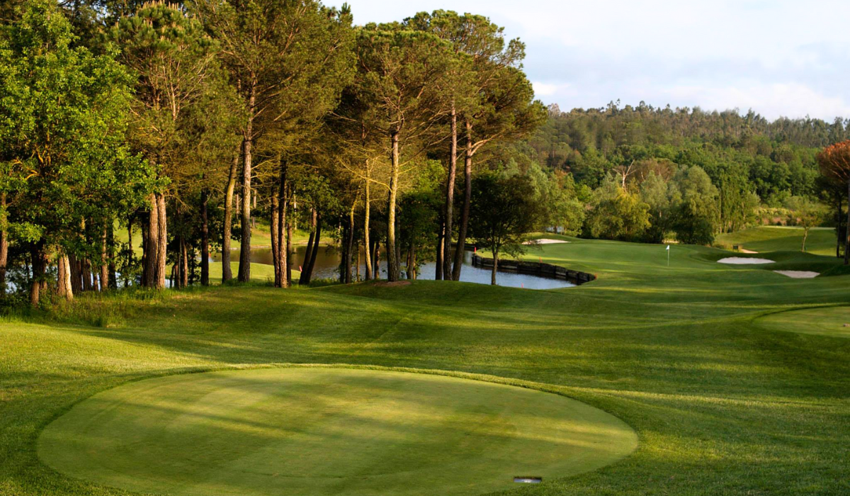 Stadium Course - Hole 3