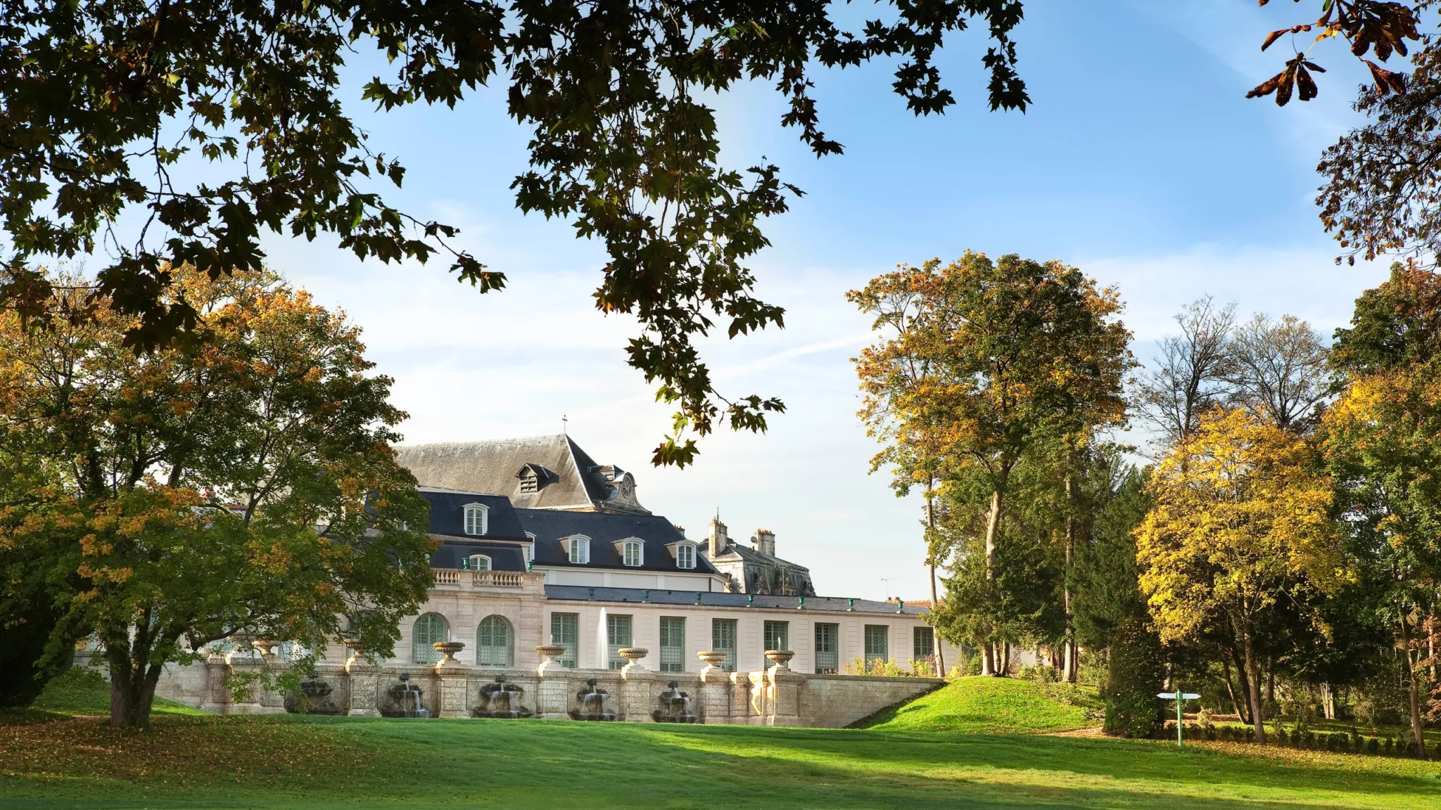 The Auberge du Jeu de Paume: A Golfer’s Royal Retreat