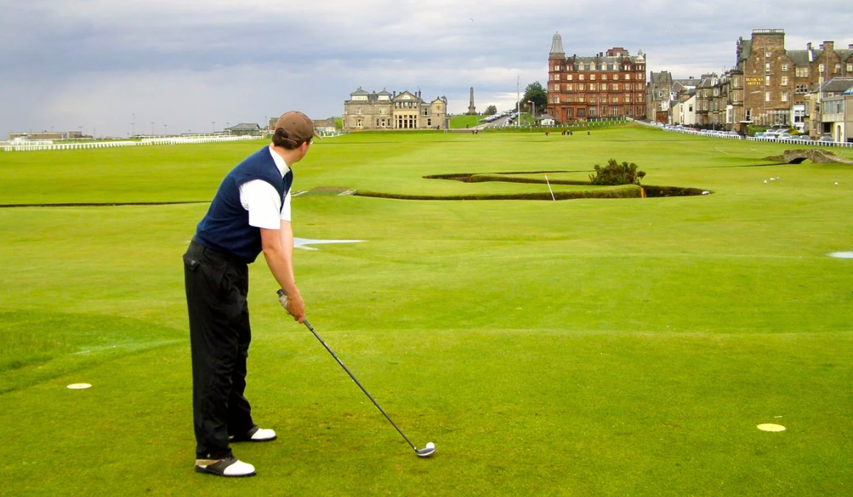 Golfer at St Andrews Old Course