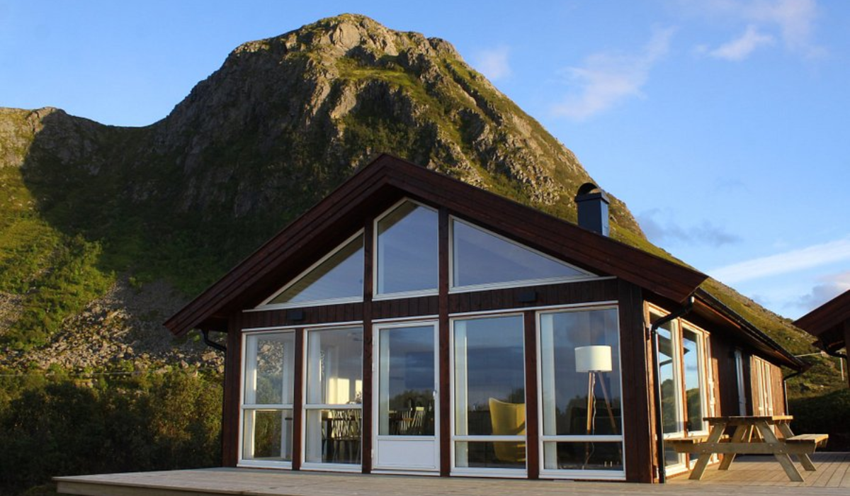The Lofoten Links Lodge