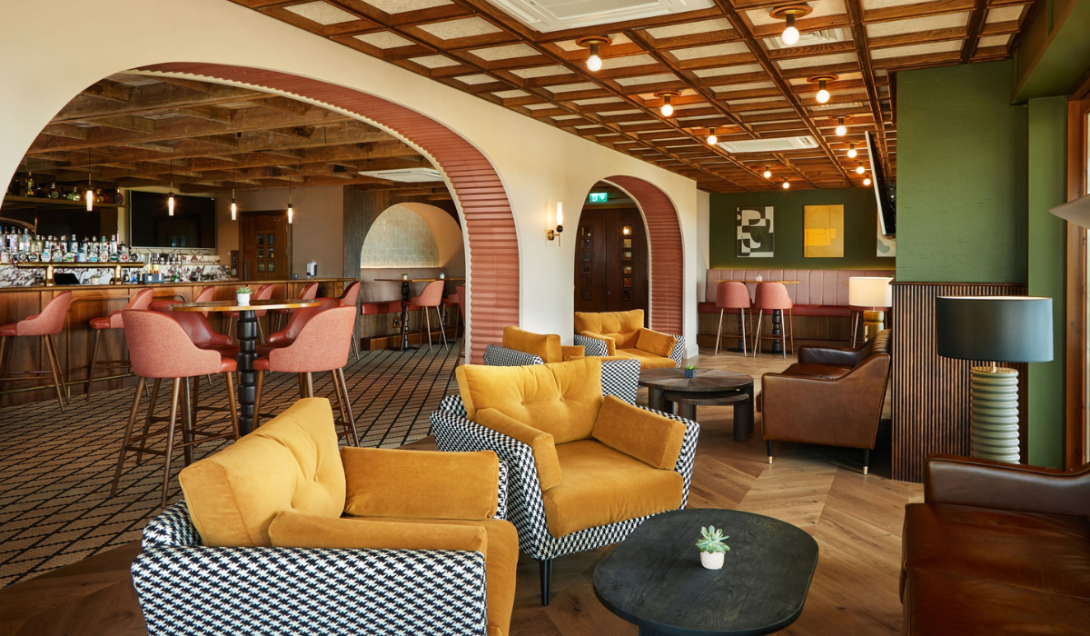 South Bar & Restaurant