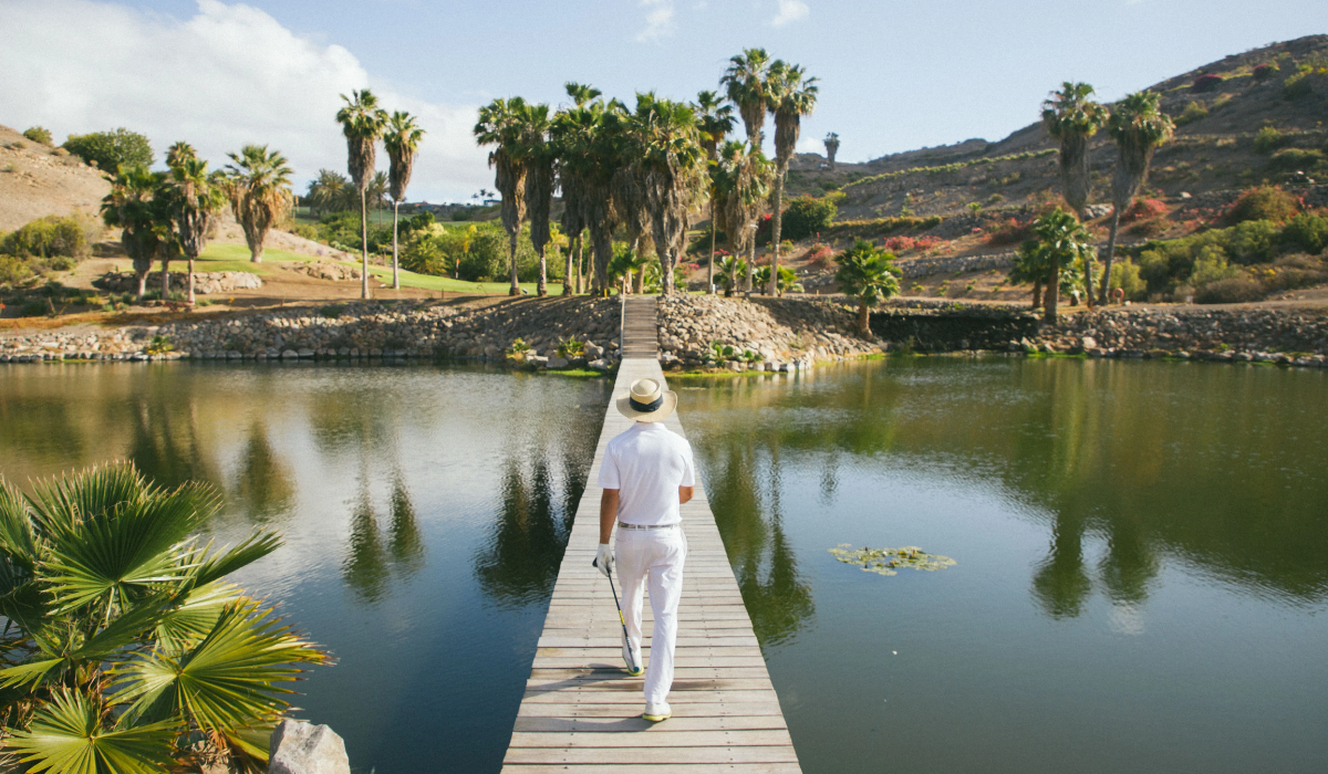 Golfer at Salobre Golf Resort
