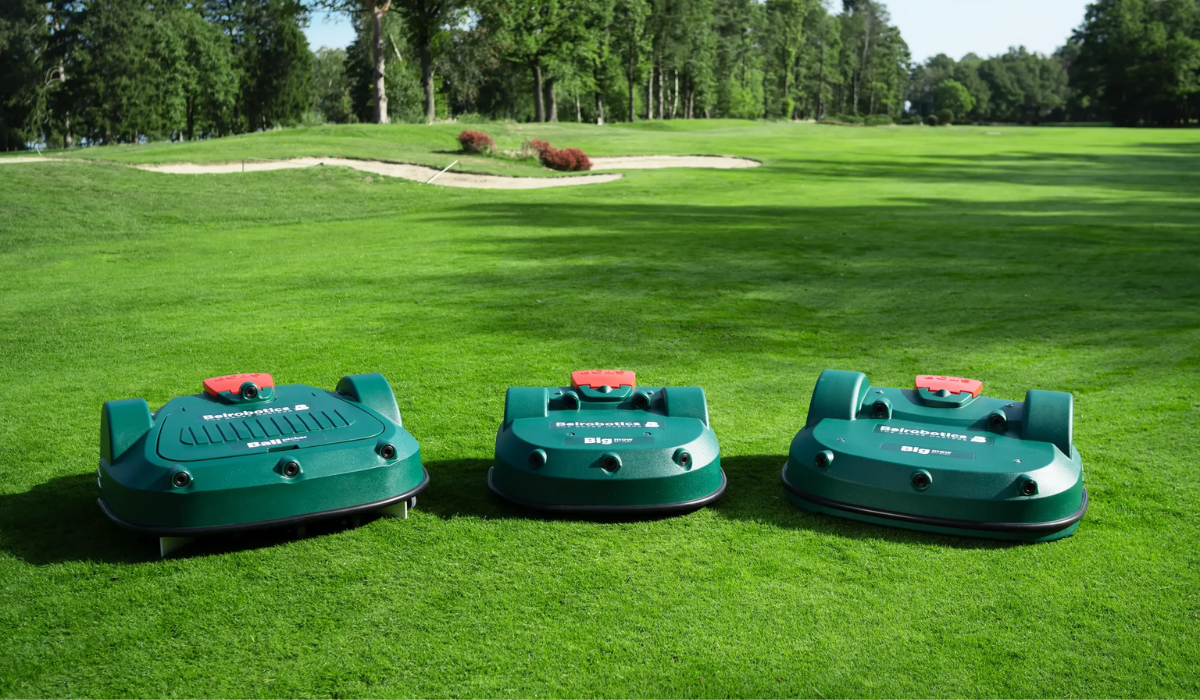 Robotic Golf Mowers